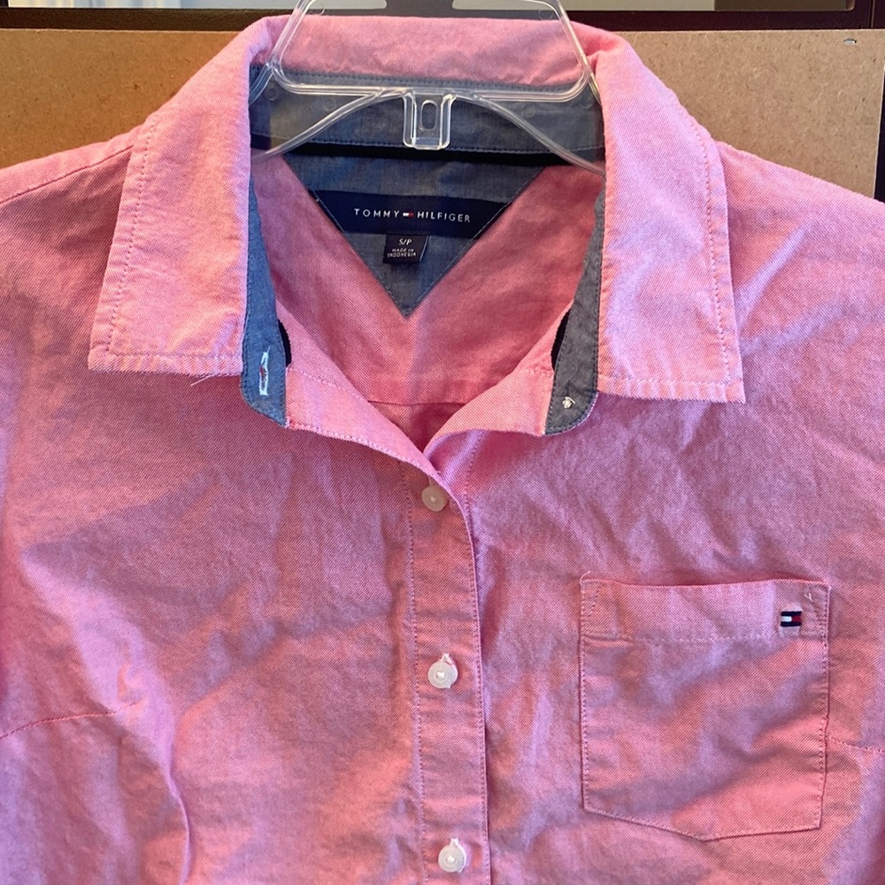S Tommy Hilfiger pink button down oxford top blouse